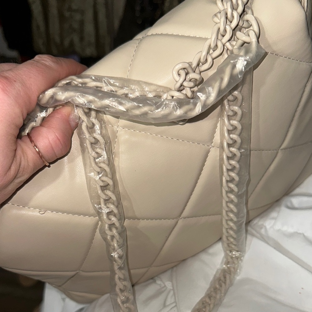 NWT Gilda Paris cream quilted leather shoulder bag brand new nice - Picture 11 of 13